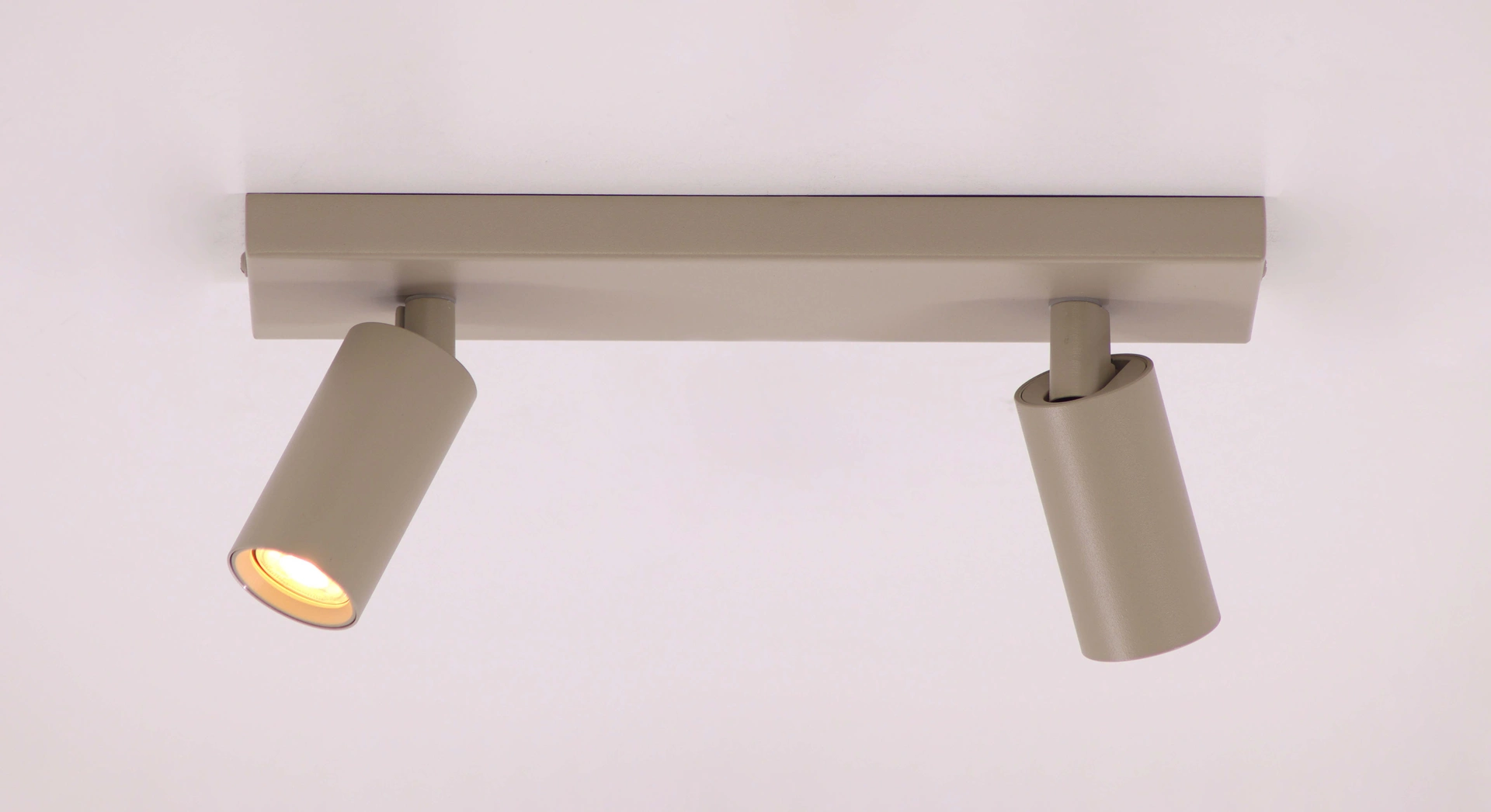 Zandkleurige 2-lichts opbouwspot met mini gu10 verstelbare spots  46791