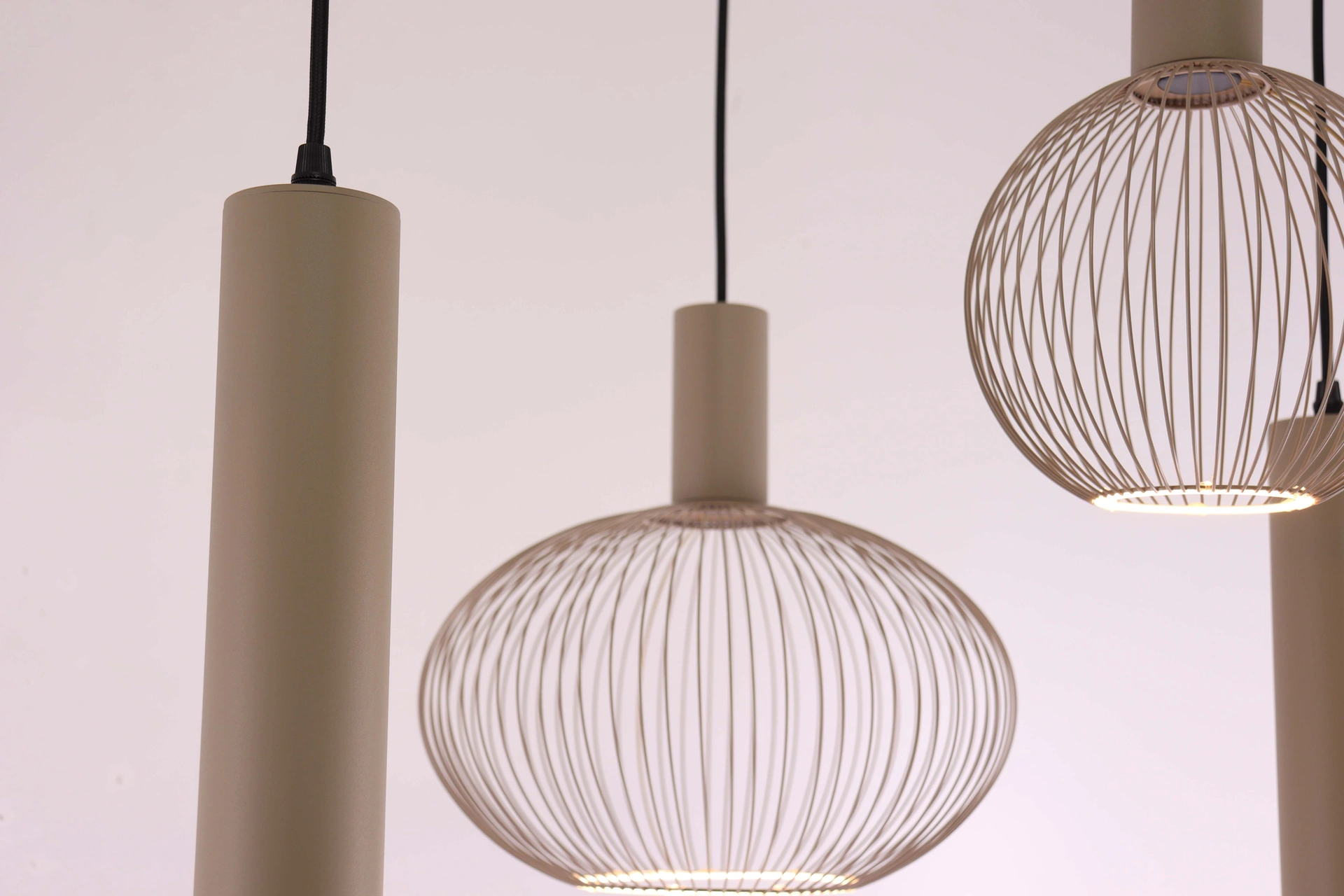 Hanglamp zand ovaal 8-lichts - segula floating filo met kokers - Lengte 140cm 50271