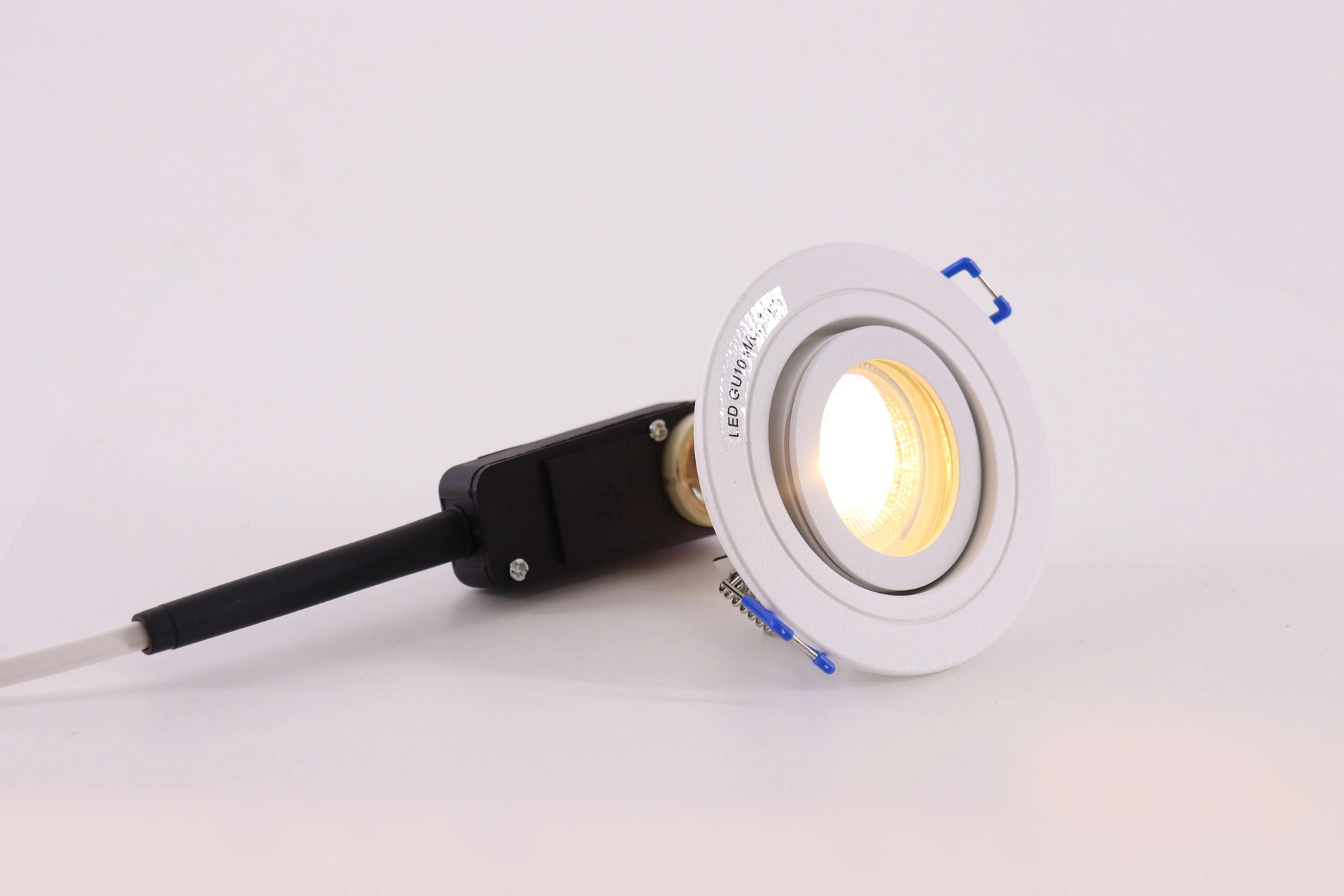 Inbouwspot GU10 Wit kantelbaar – Zaagmaat 7 cm 46158