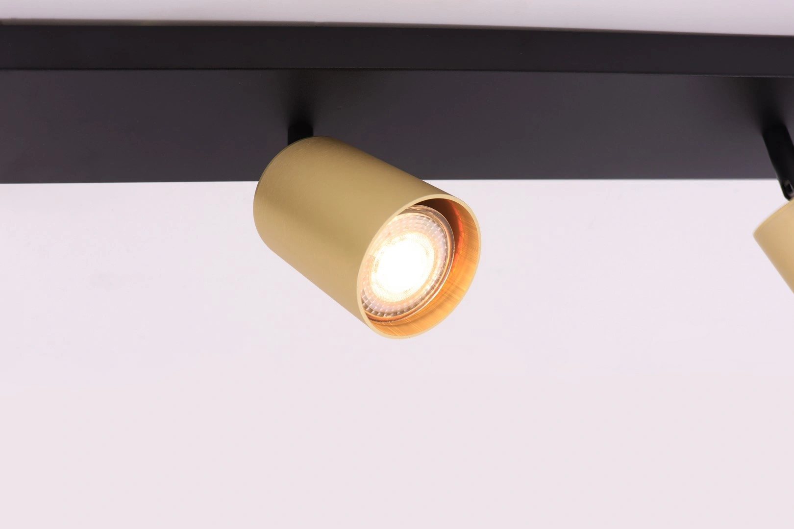 Opbouwspot 4lichts - zwart met goud - gu10 61047