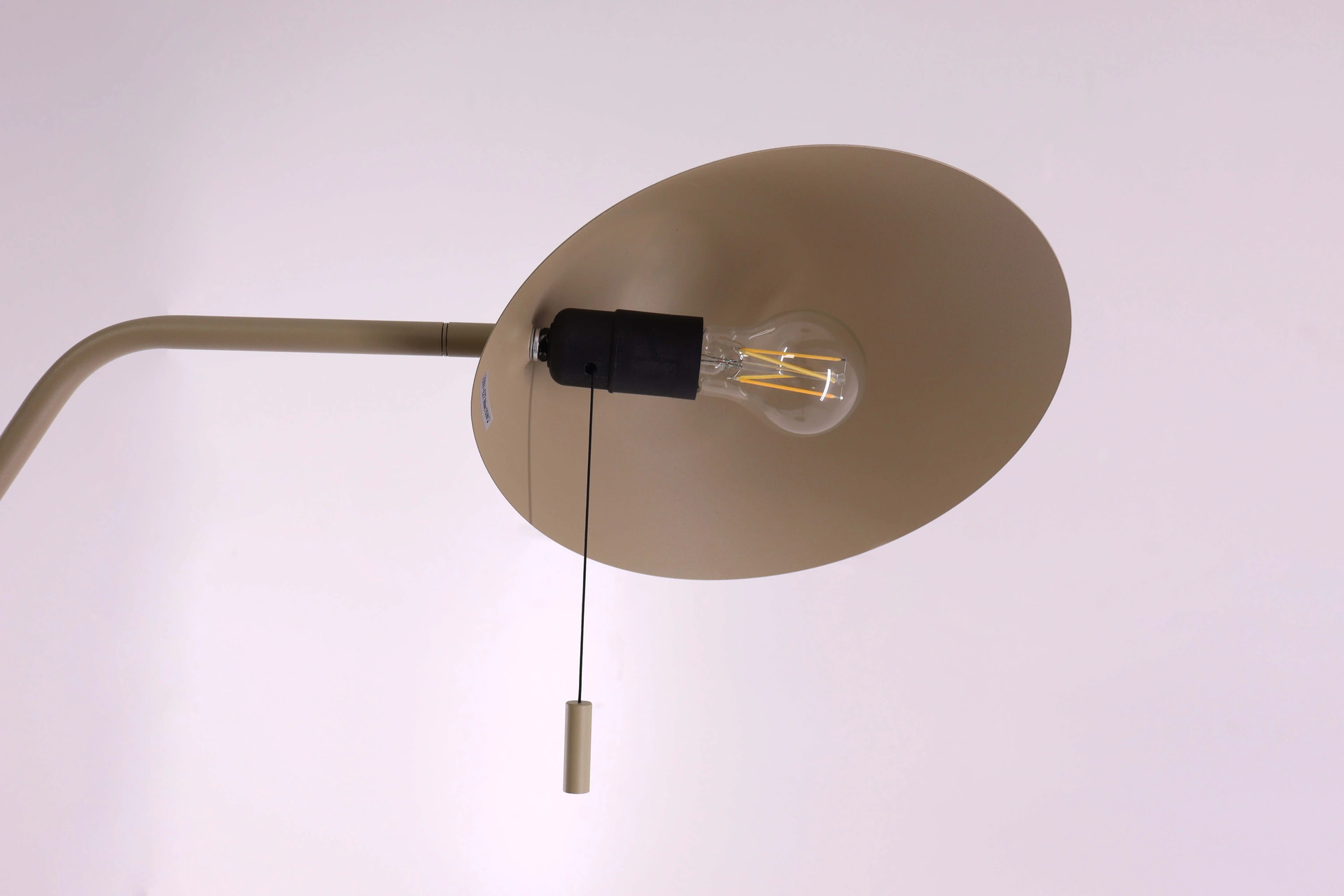 Vloerlamp zandkleur - Trekschakelaar hoogte 140cm 46182