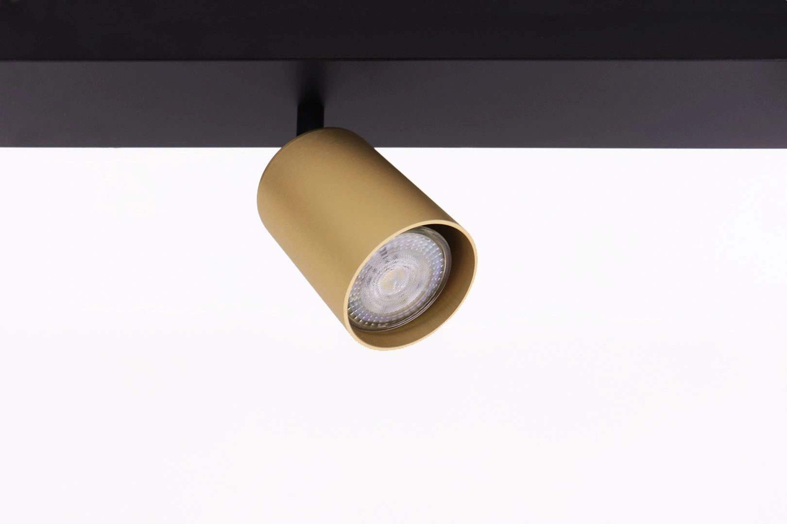 Opbouwspot 4lichts - zwart met goud - gu10 61047