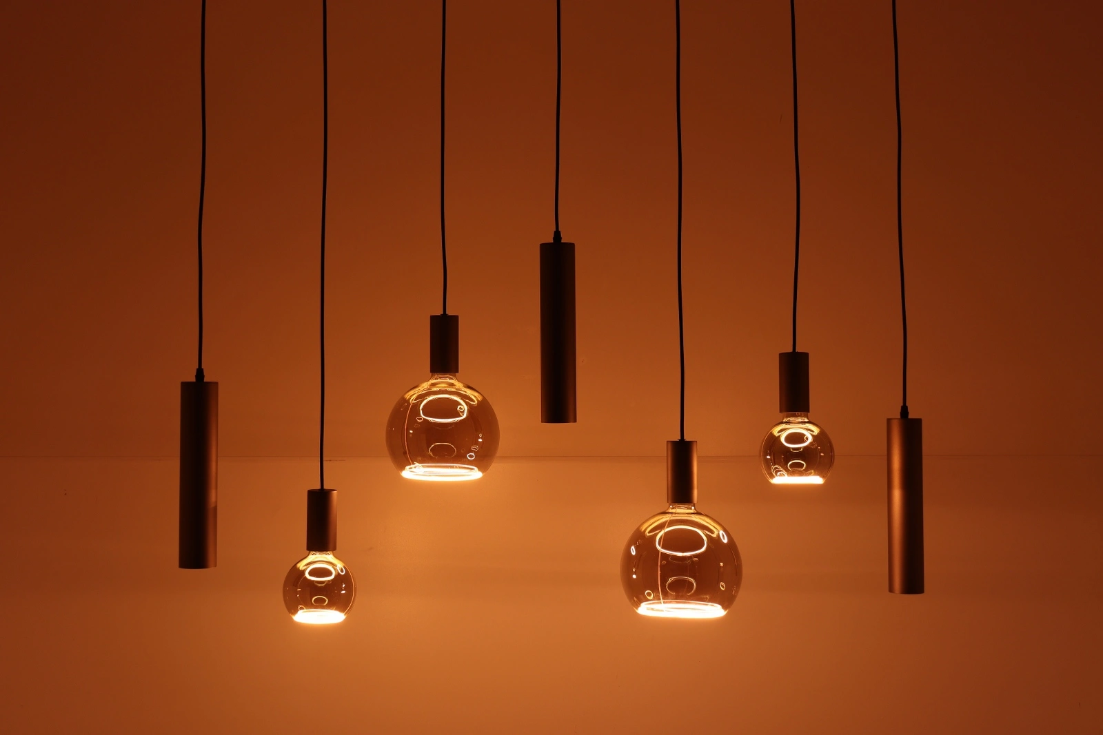 Hanglamp Cacao 7-lichts 130 cm Segula Floating LED en GU10 spots 50278