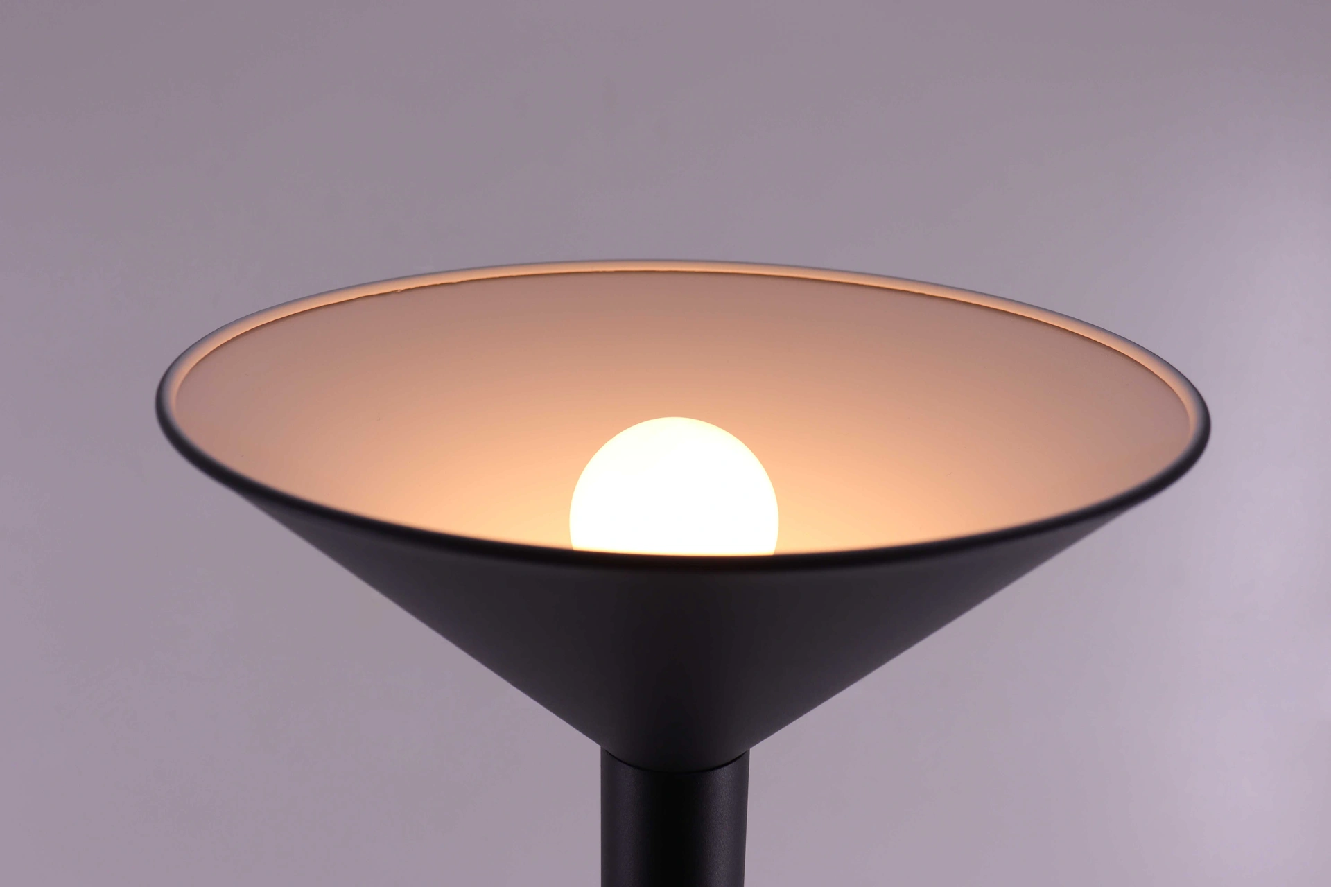 Uplighter zwart - Strak model - Hoogte 165cm 46342