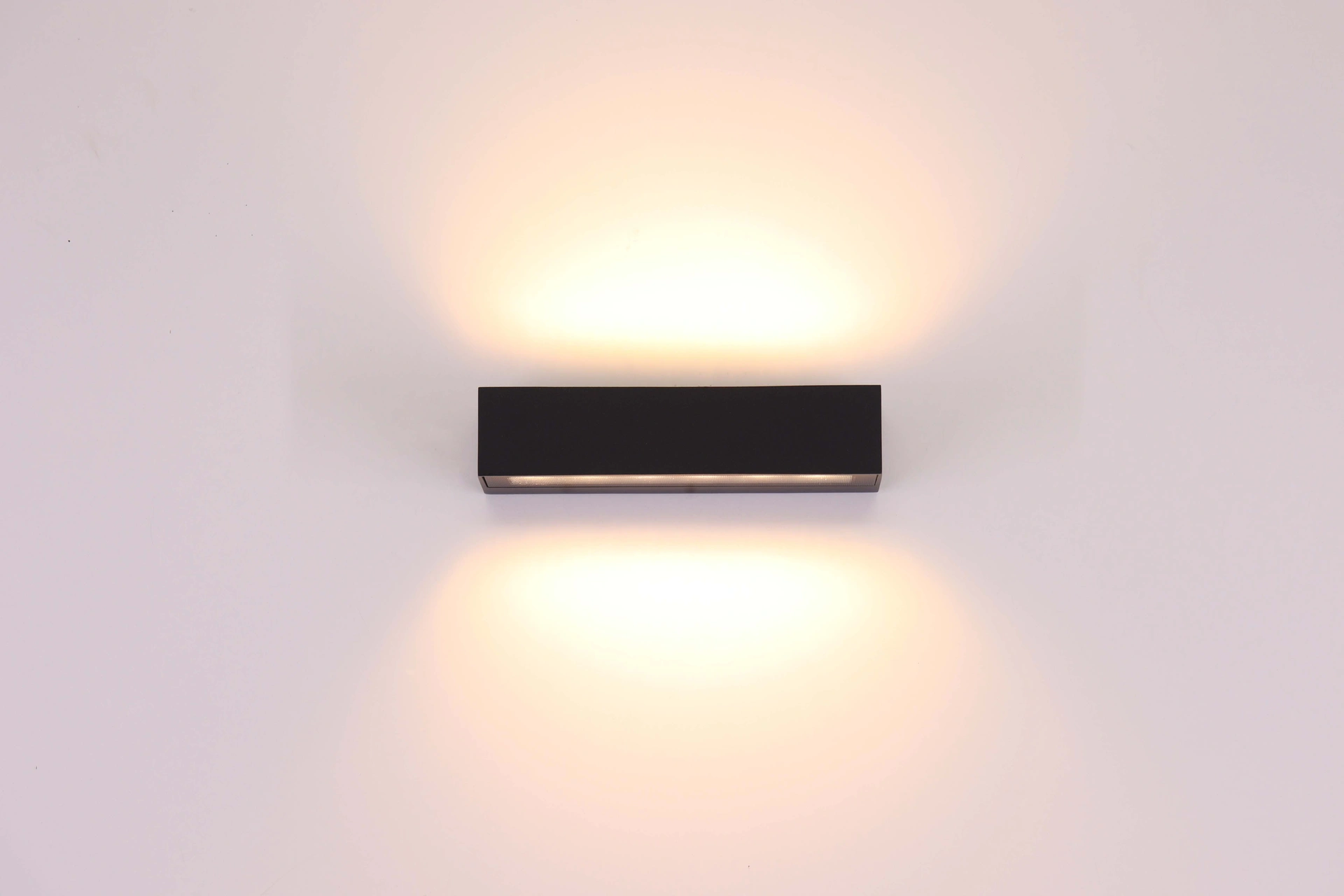 Wandlamp strak dip-switch - Zwart - 22cm IP65    46674