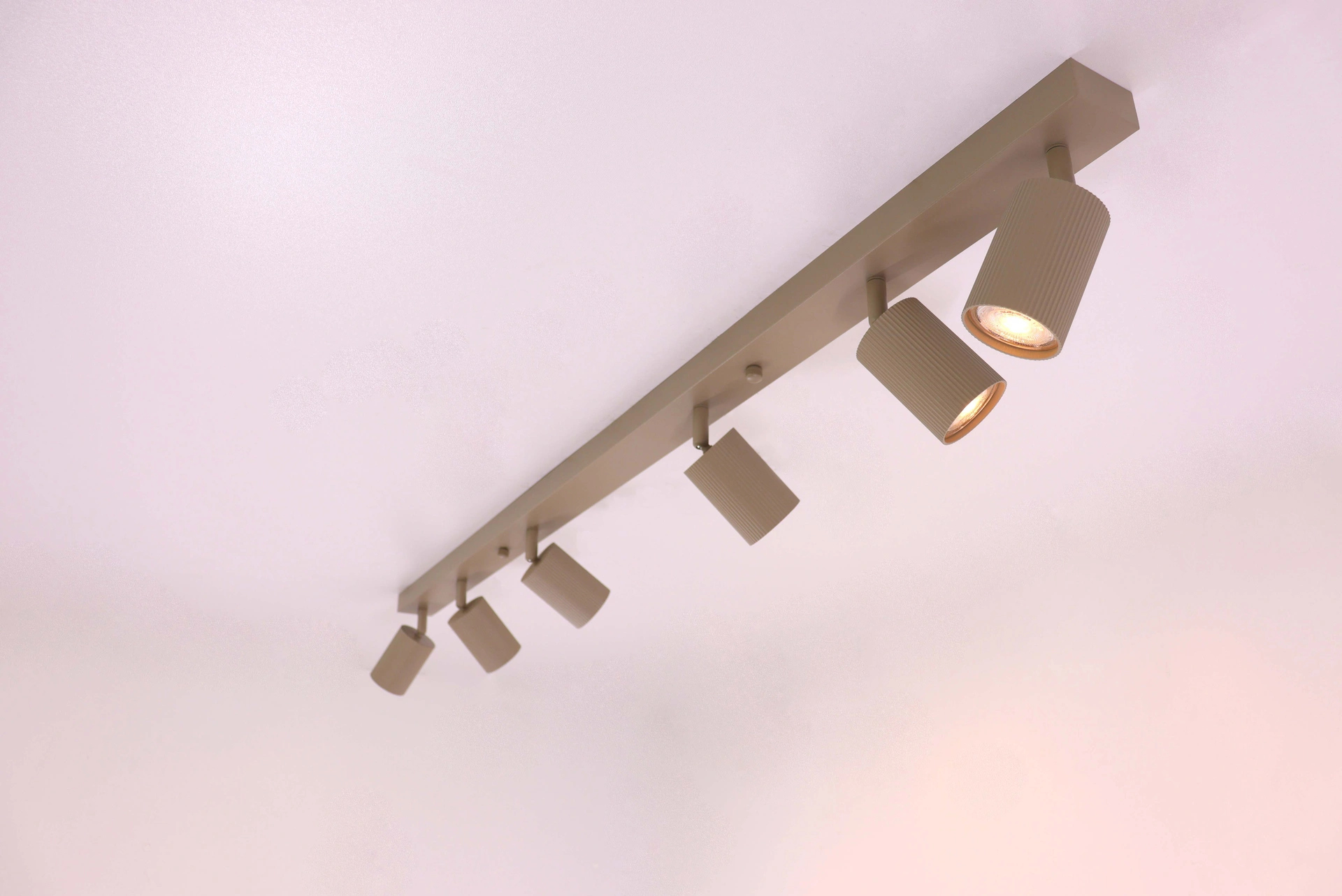 Opbouwspot Zandkleur 120cm gu10 6 Lichts 46775