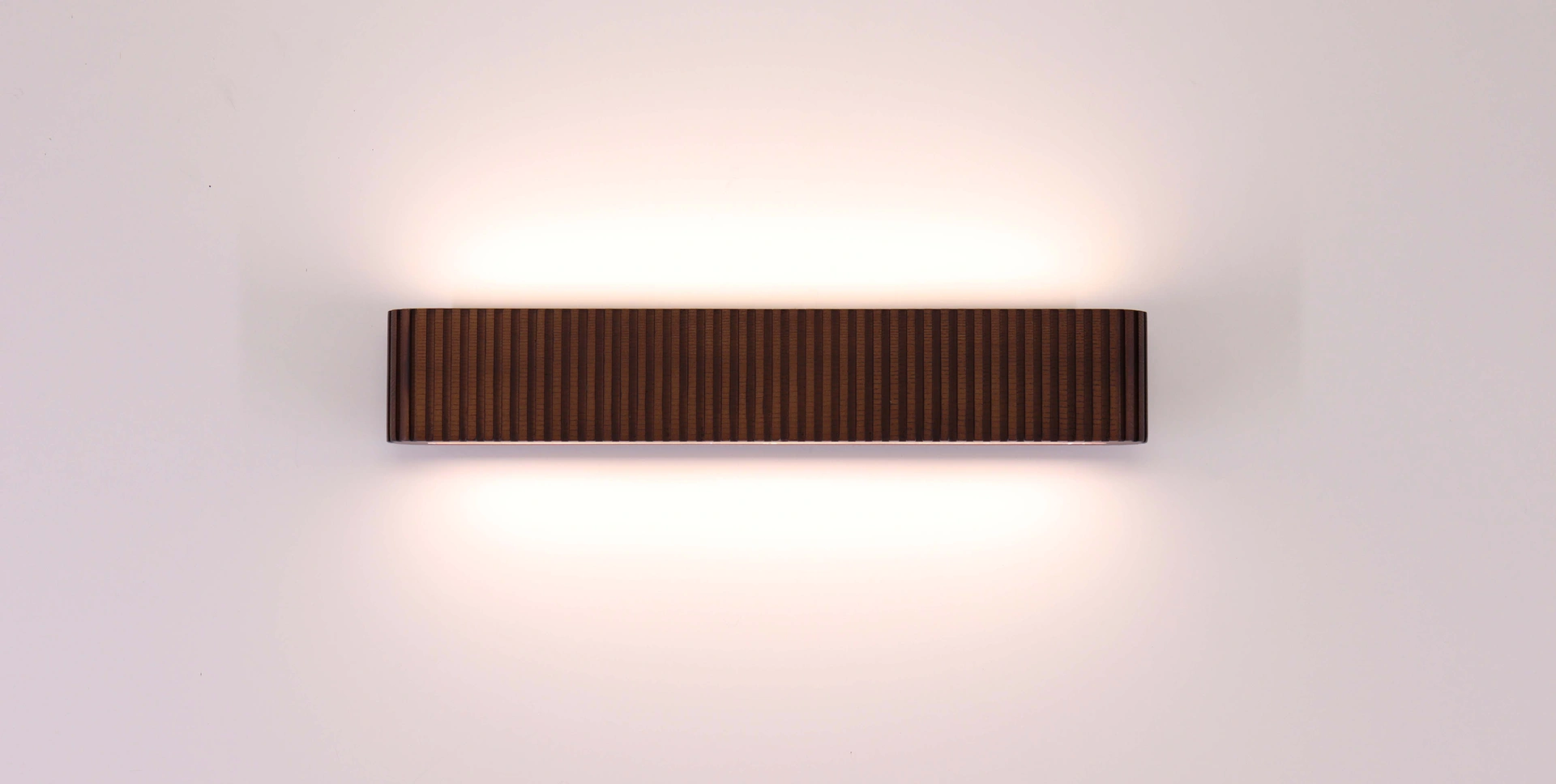 Wandlamp Donkerbruin Houtlook – LED Up & Down – CCT 2200-3000K – Dimbaar 47009