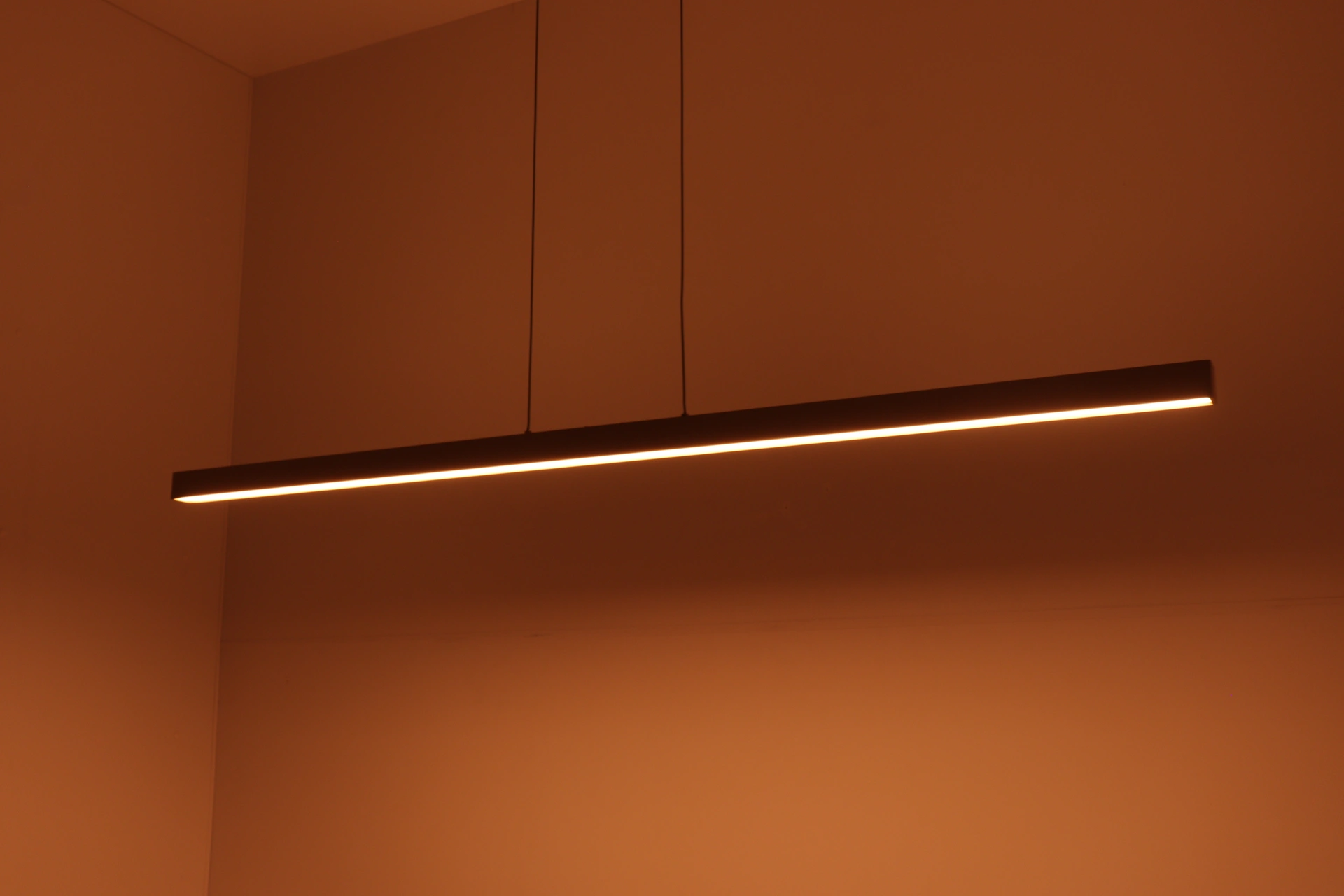 Hanglamp Tindra zand/beige 140 cm up & down LED - touchdimmer 45507