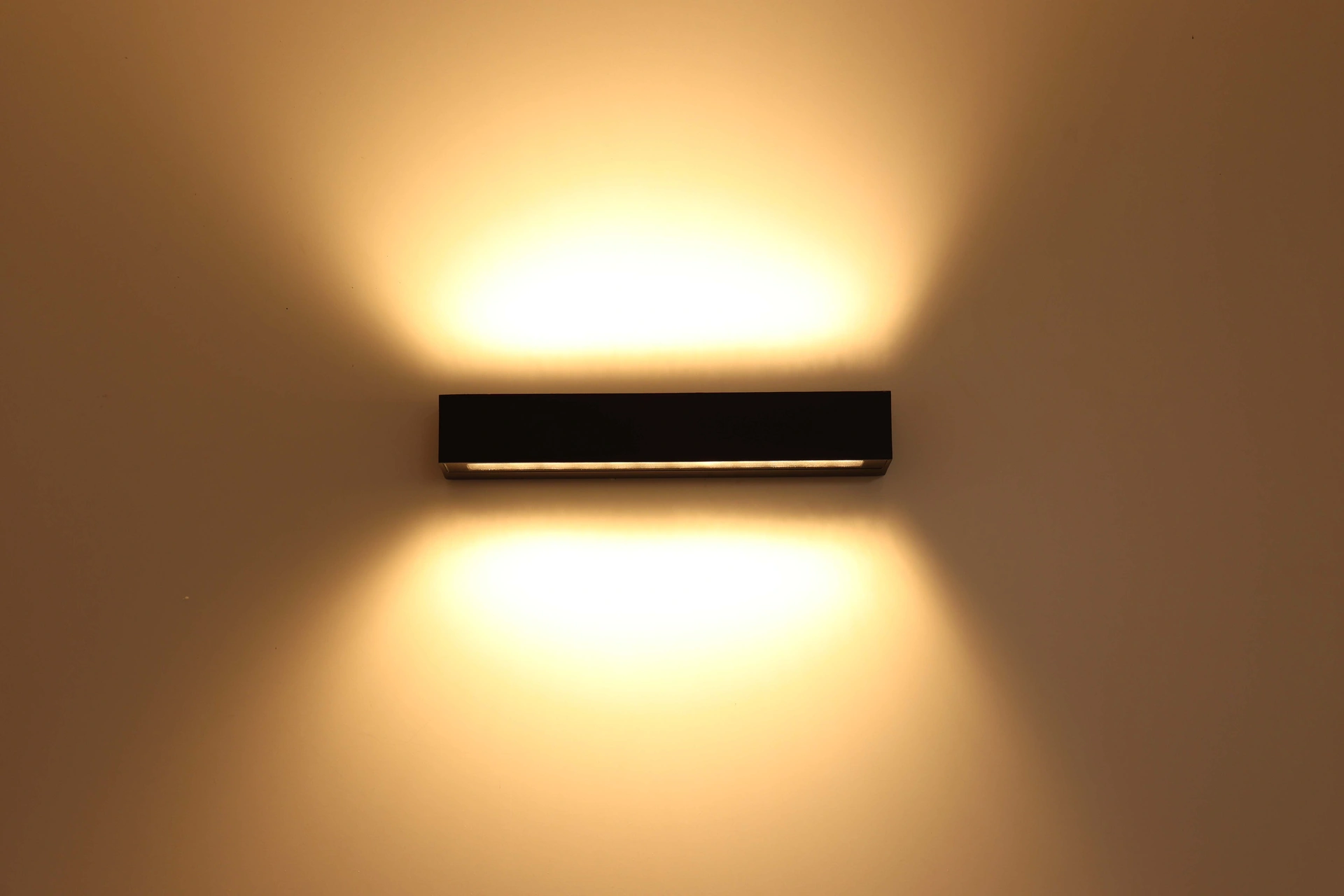 Wandlamp strak dip-switch - Zwart - 38cm IP65   46675