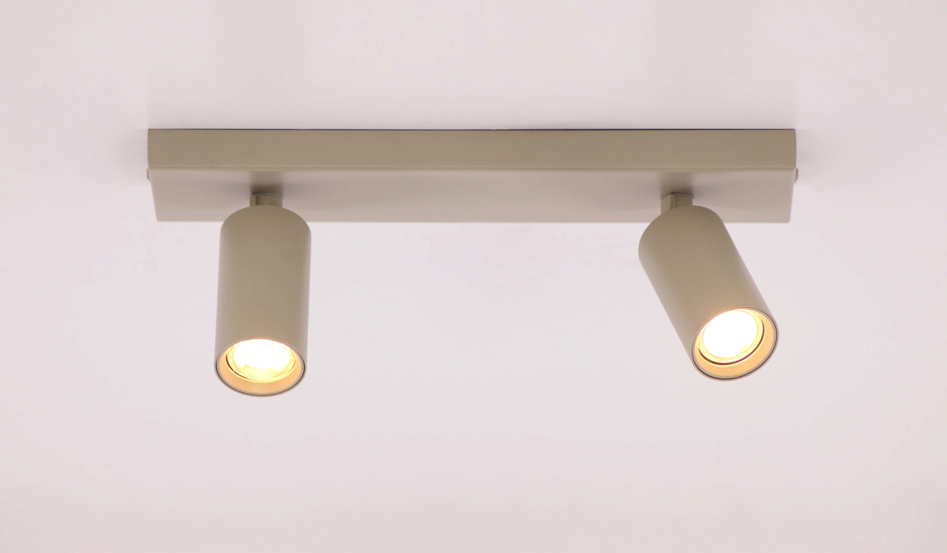 Zandkleurige 2-lichts opbouwspot met mini gu10 verstelbare spots  46791