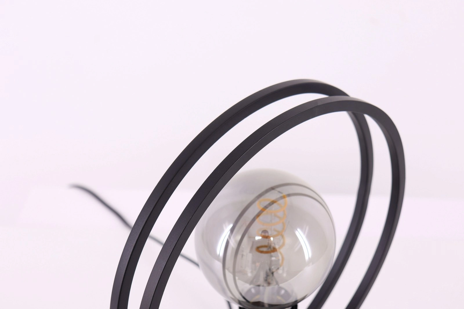 Tafellamp 2 ringen - zwart - hoogte 30cm 61017