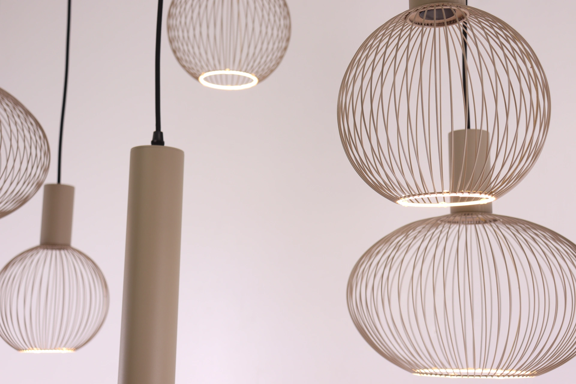 Hanglamp zand ovaal 8-lichts - segula floating filo met kokers - Lengte 140cm 50271