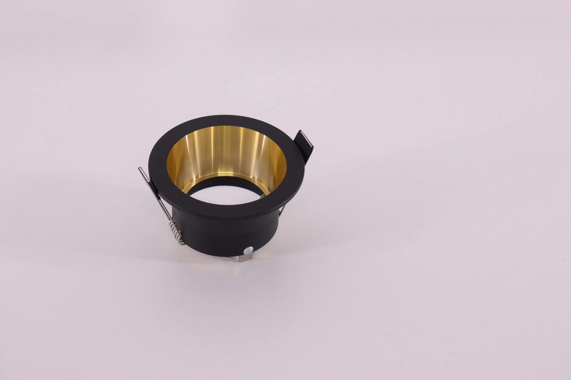 Ronde inbouwspot zwart/goud - Diameter 8,5cm - Zaagmaat 7cm 45436