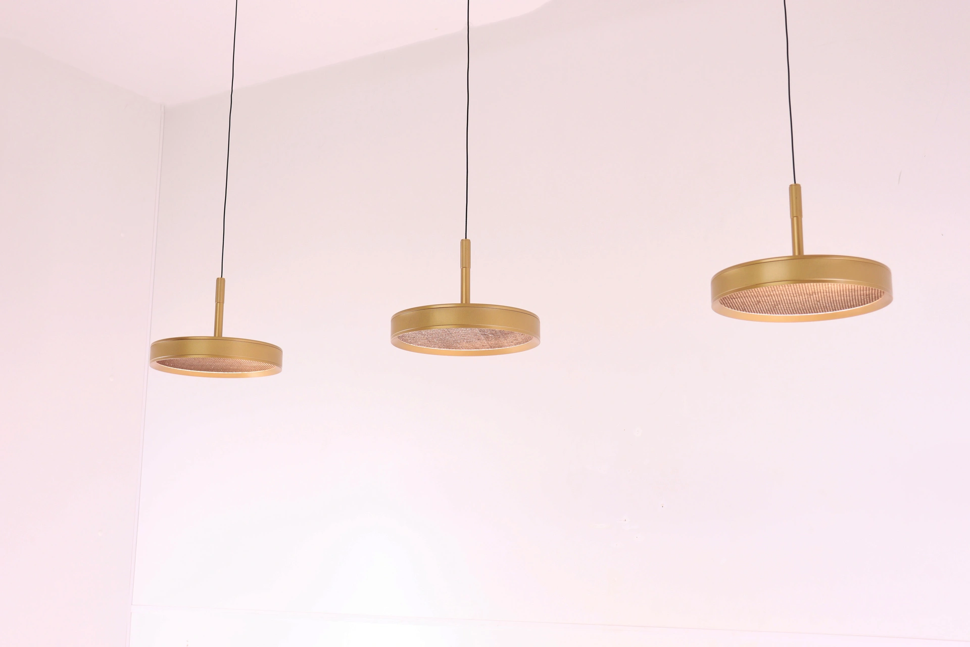 Hanglamp warm goud - 3 lichts - up down functie 53009