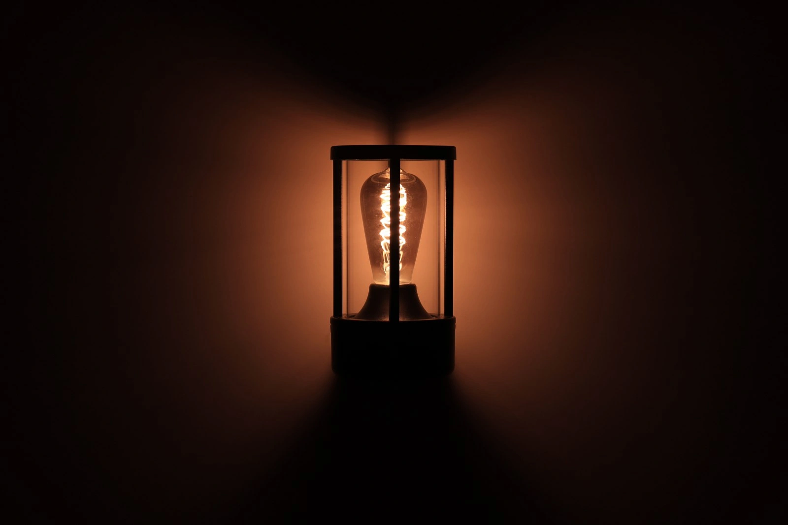 Buitenlamp zwart | schemerschakelaar 40610