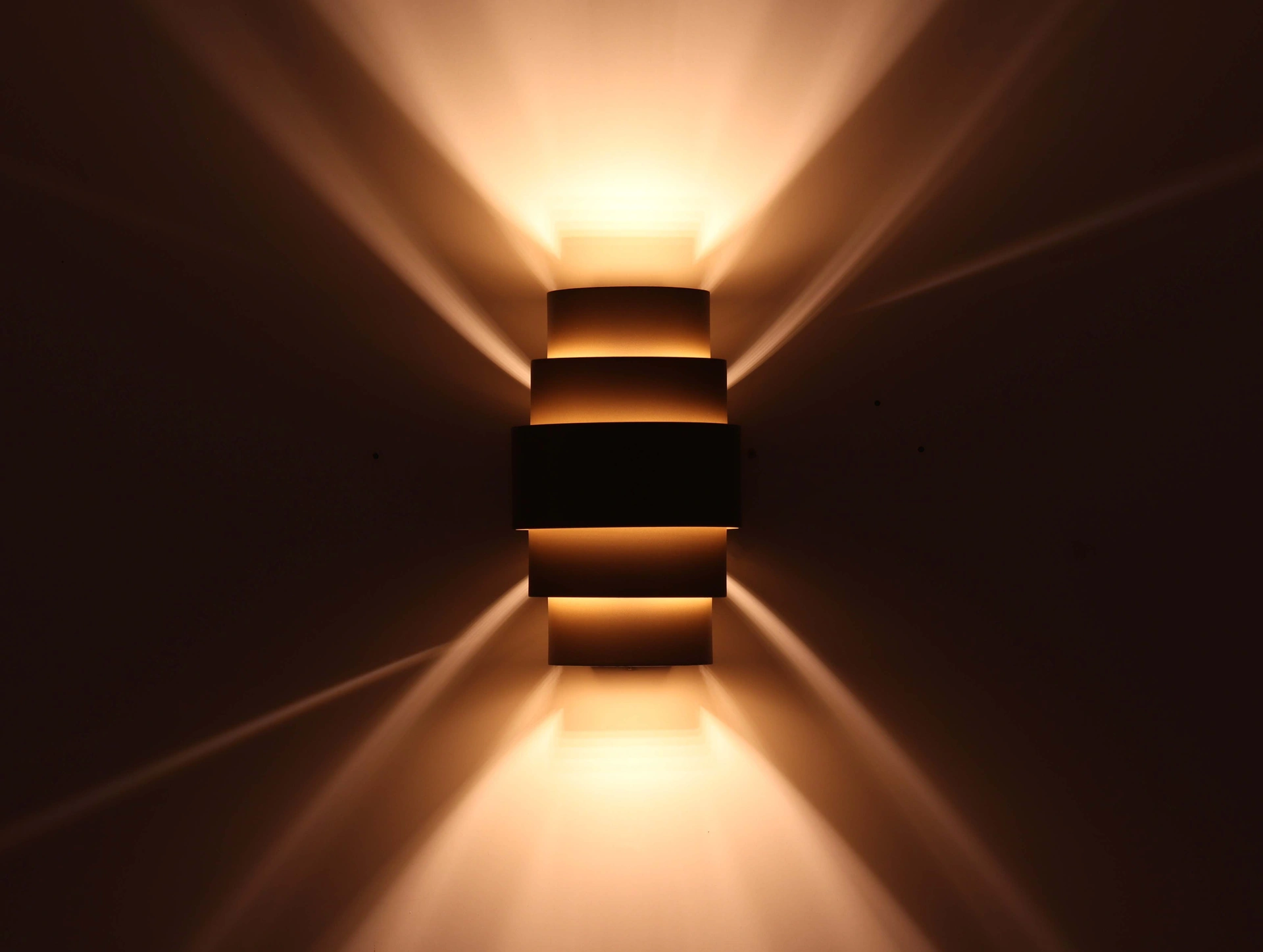 Wandlamp Rolls zandkleur beige 22 cm 46362