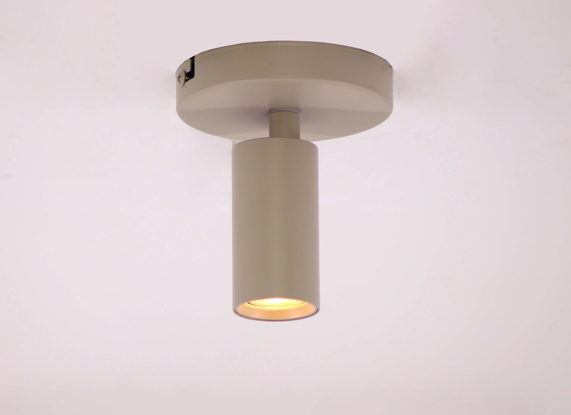 Zandkleurige 1-lichts rond opbouwspot met mini gu10 verstelbare spot 46722