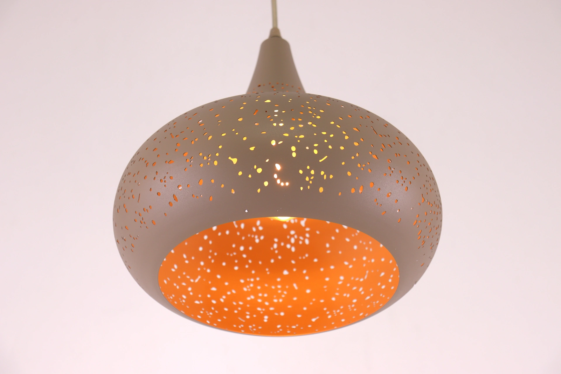 Hanglamp 3-lichts zandkleur – Geperforeerde kappen – 130 cm  61251