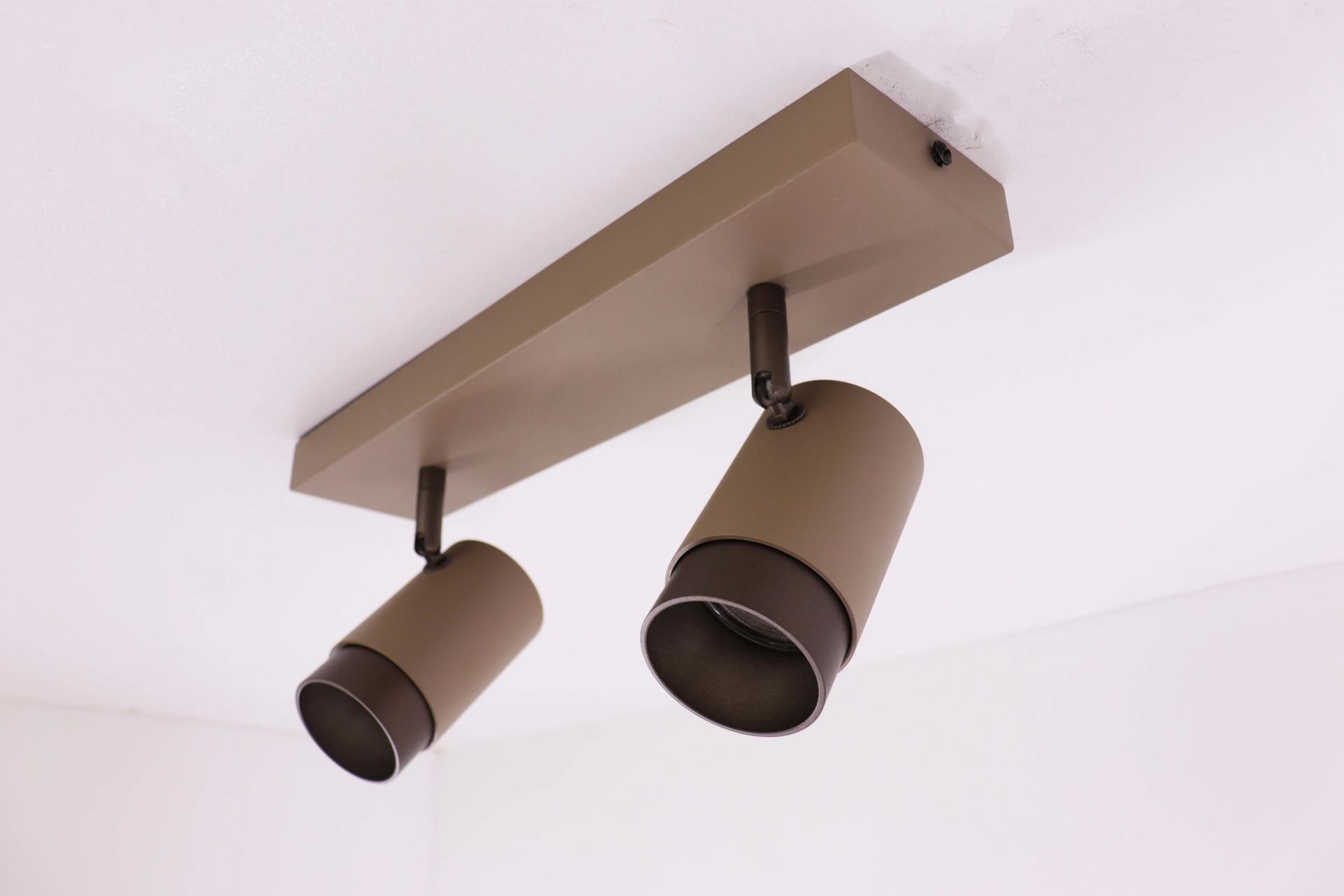 Dubbele opbouw spot GU10 zand met cacao balk 2 lichts 61219