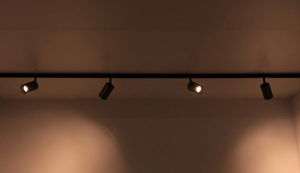 FLAT Designline railverlichting 4 meter met 6 spots zwart, GU10, SMART geschikt, compleet railsysteem 50181