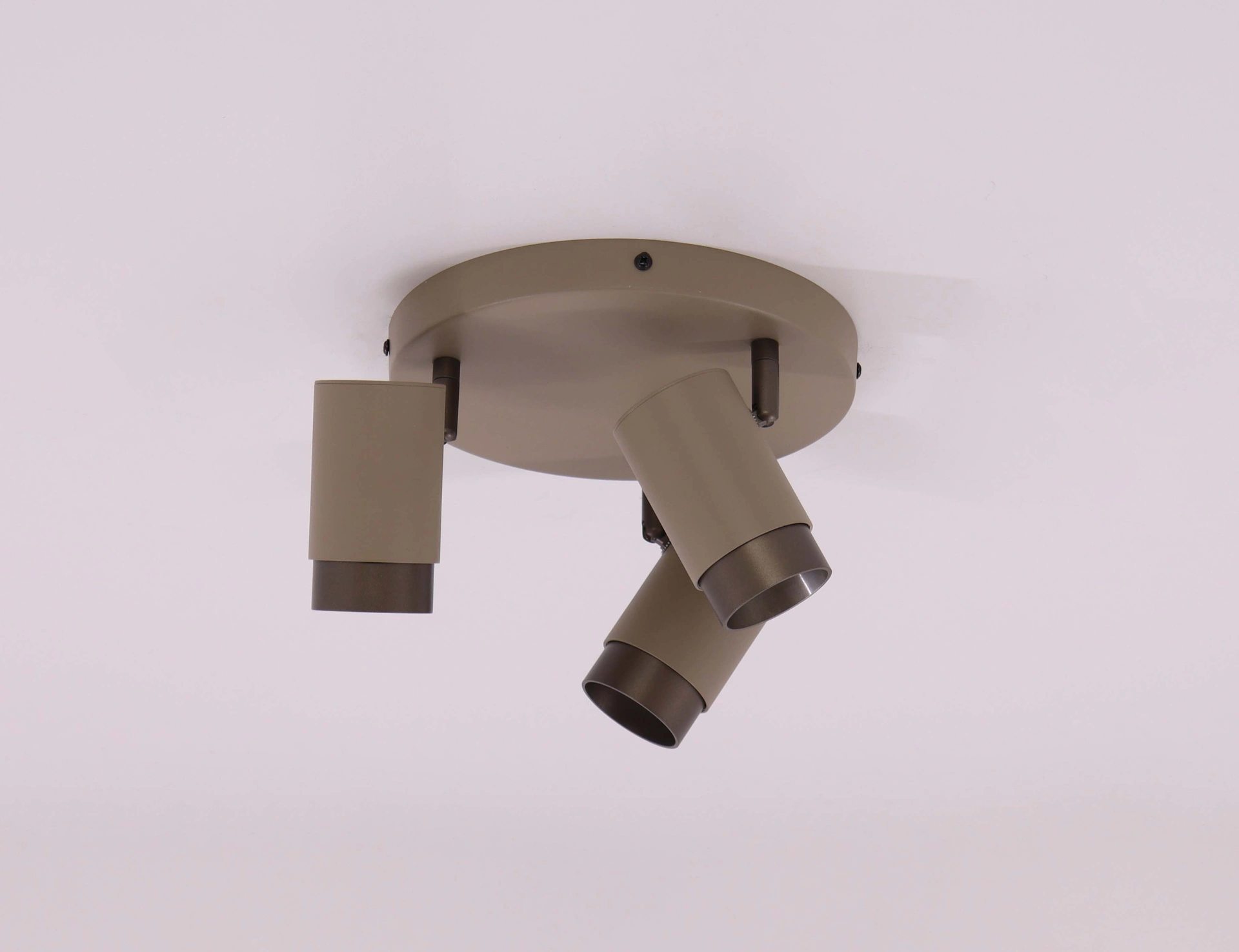 Opbouwspot rond - 3 lichts Gu10 - zand beige met cacao bruin  61222