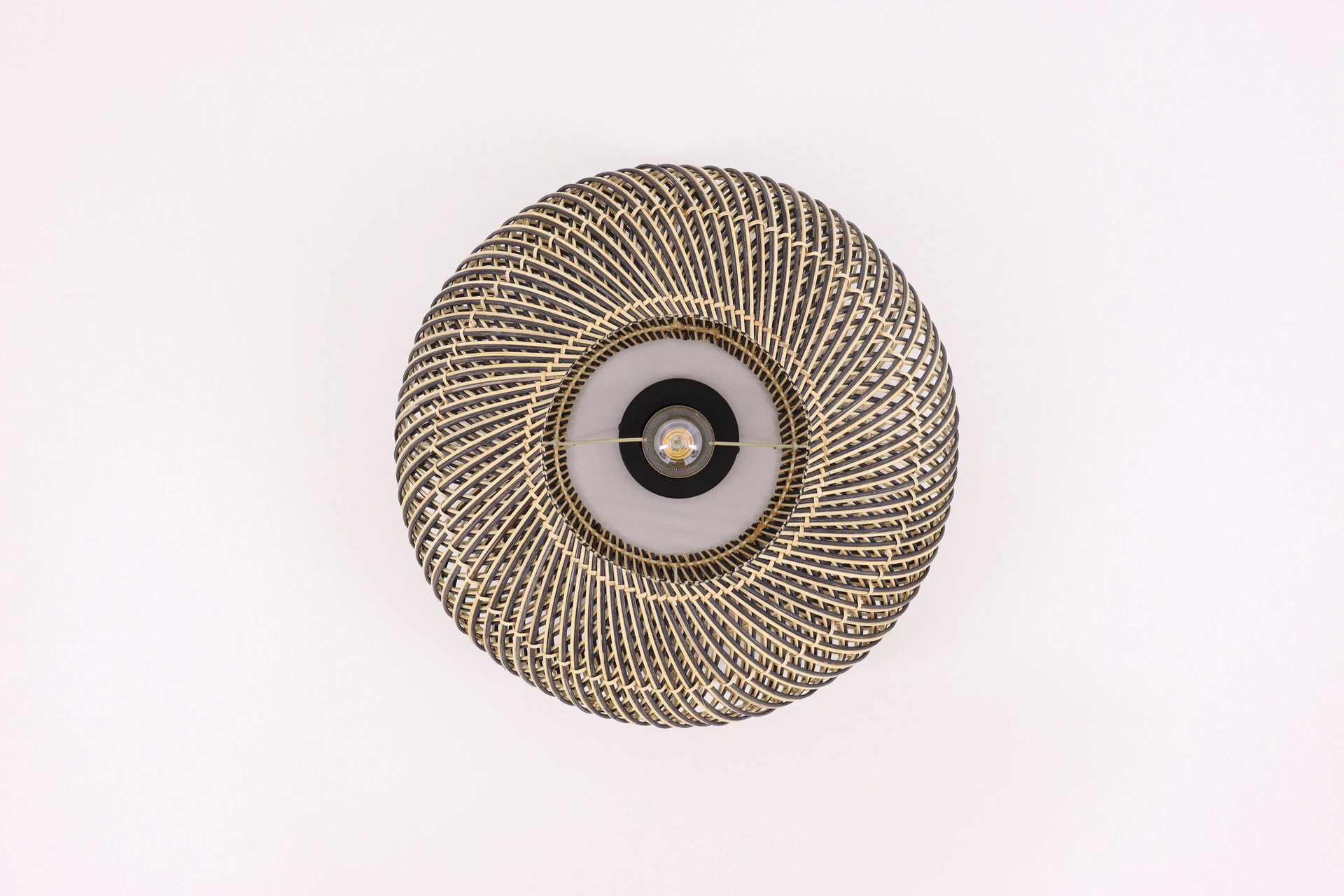 Rotan plafondlamp - zwart met beige gecombineerd -  Ø 50 cm  50221