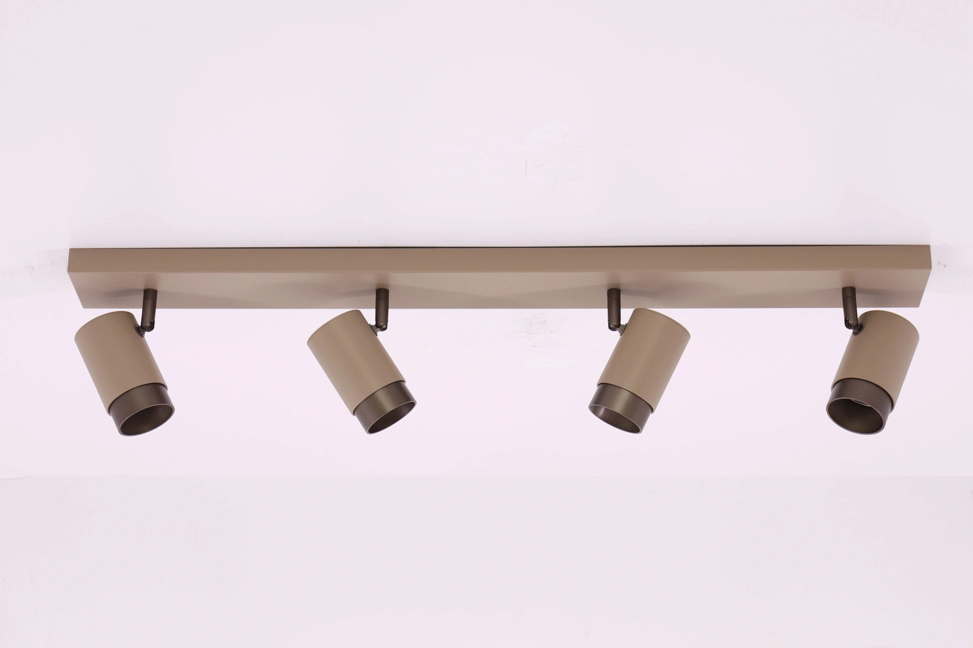 Opbouw spot 4 lichts GU10 zand met cacao bruin 61221