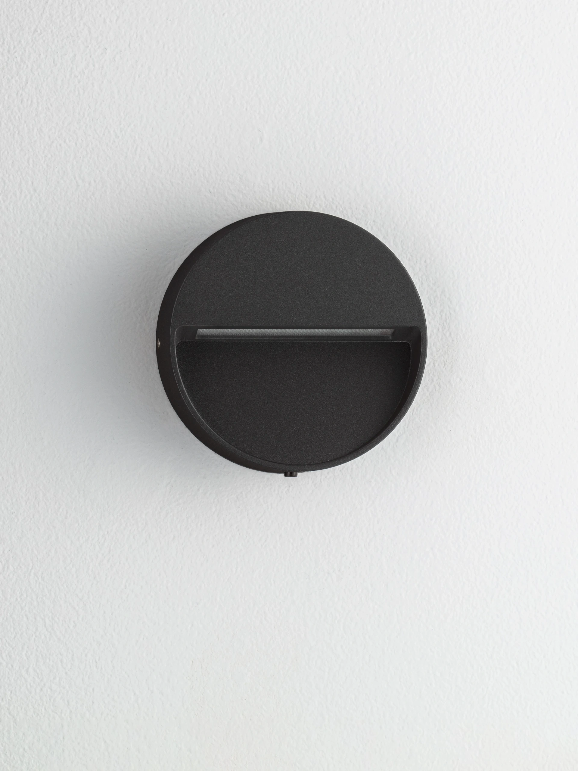 Arden LED buitenwandlamp rond - Zwart – Ø10 cm – Instelbare lichtkleur SW10555