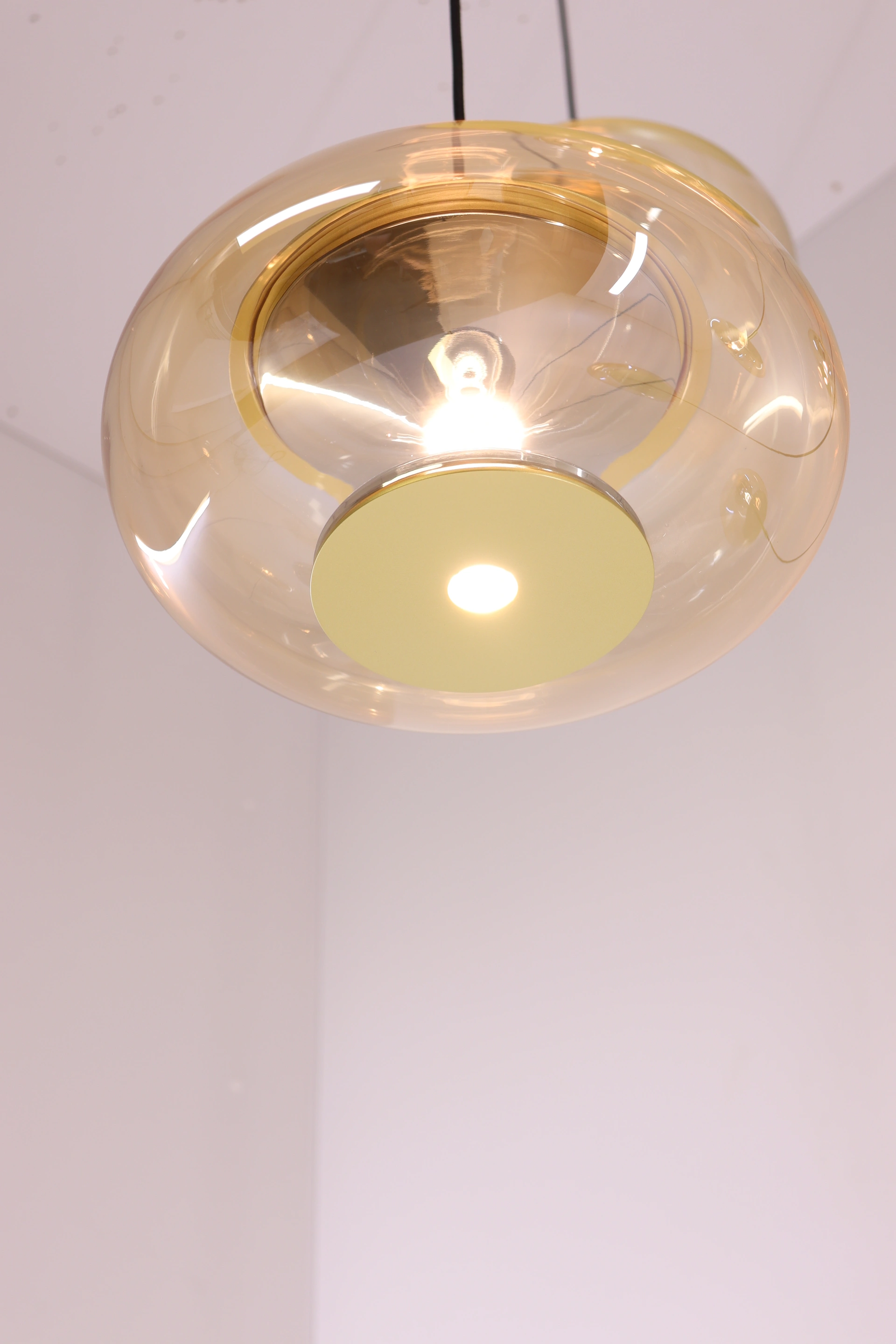 Exclusieve gouden hanglamp 3 amber glazen bollen 140 cm 53005