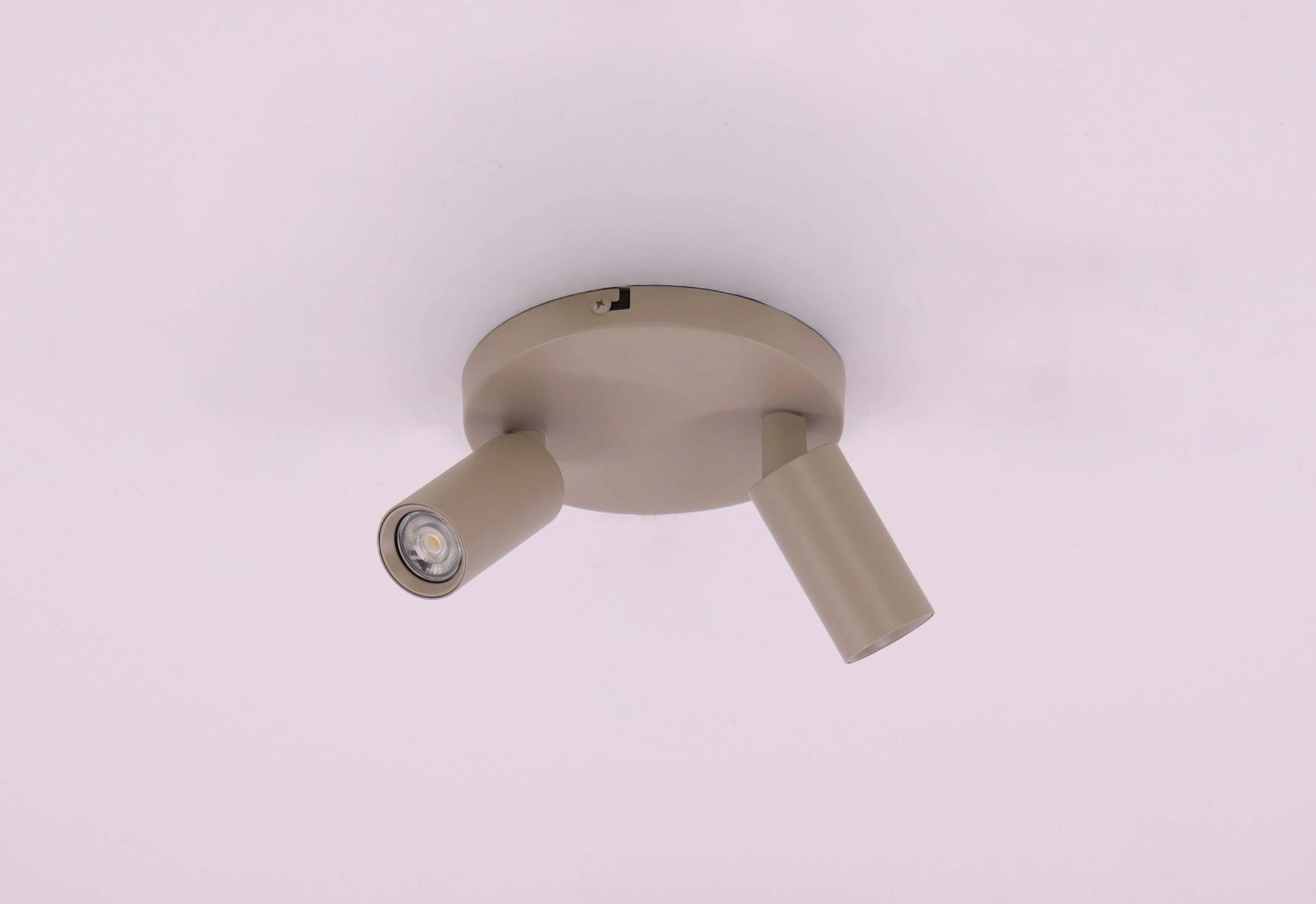 Zandkleurige 2-lichts rond opbouwspot met mini gu10 verstelbare spots   46789