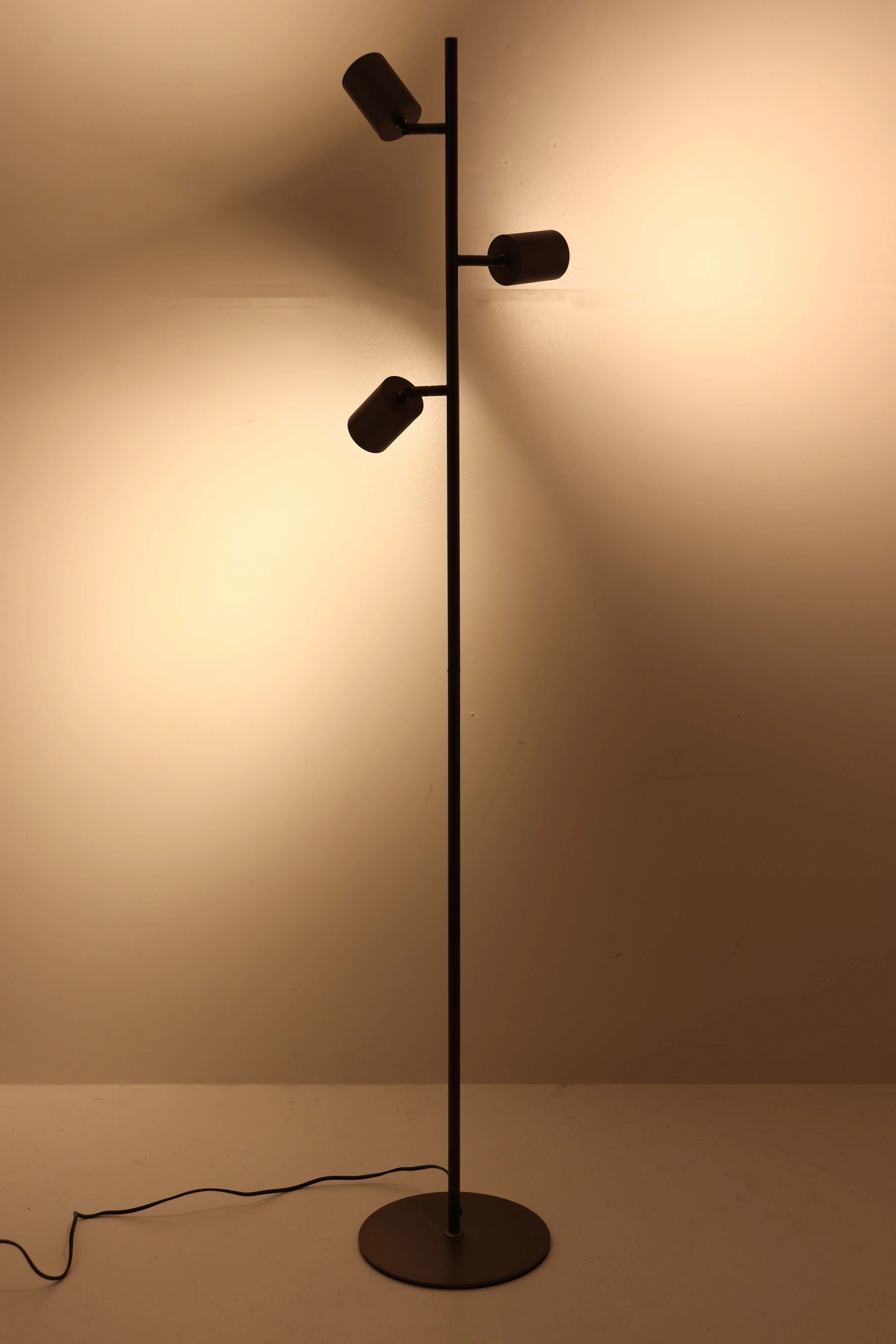 Vloerlamp met 3 verstelbare spots – cacao – Hoogte 156 cm 61226