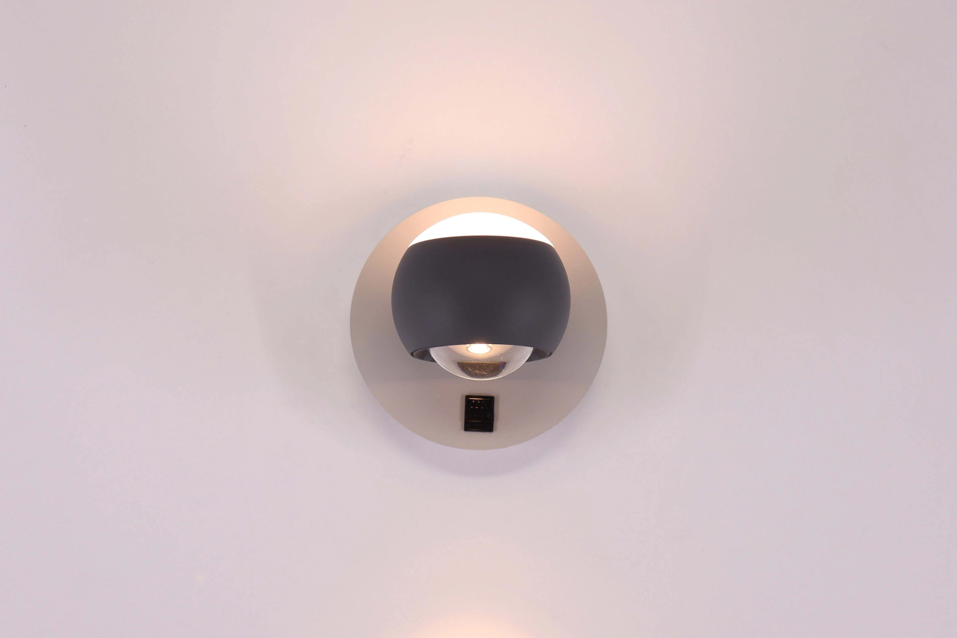Musterring Cannon LED wandlamp antraciet/warm grey – dimbaar 46733