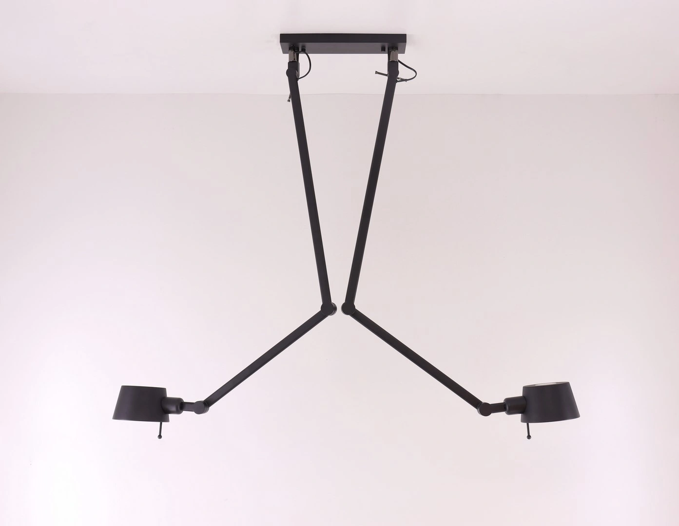 Knikarm plafondlamp zwart 2 lichtpunten zwenkarm lamp 45033