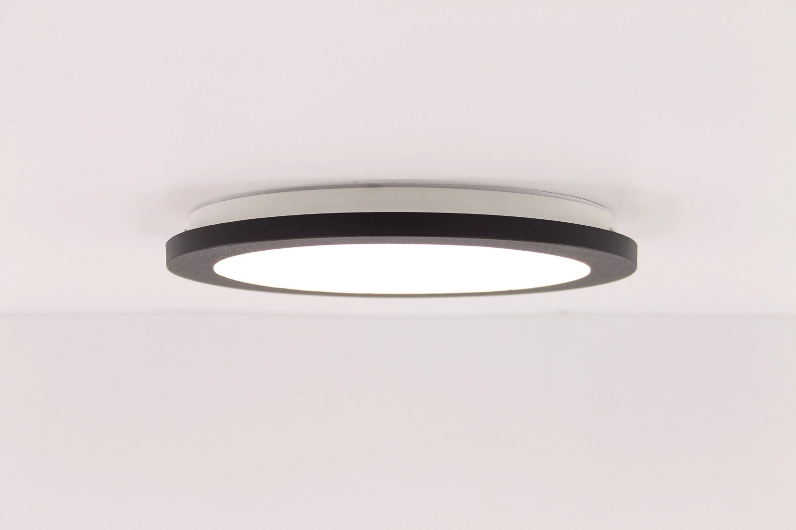 Plafondlamp LED rond zwart 26cm IP44 43493