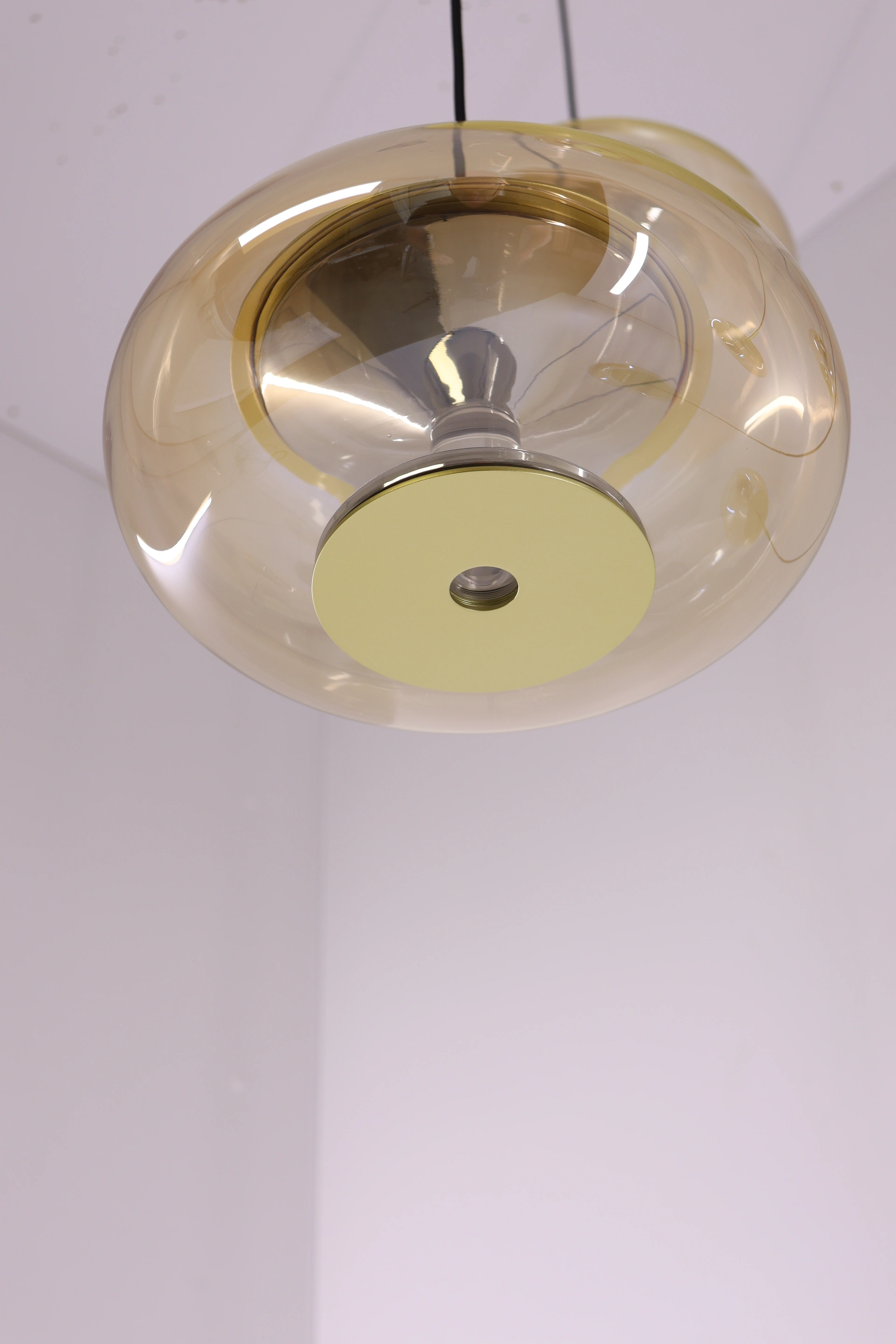 Exclusieve gouden hanglamp 3 amber glazen bollen 140 cm 53005