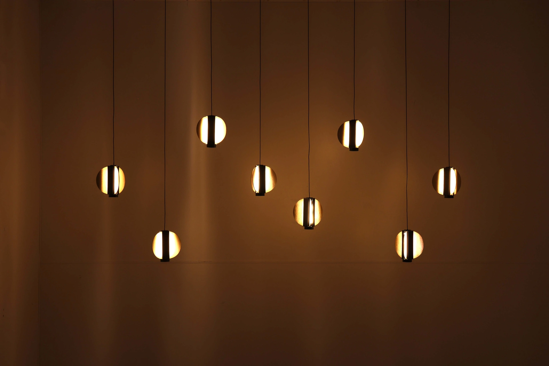 Hanglamp vlinders - Zwart/goud - 8 lichts 140cm easy lift 46166