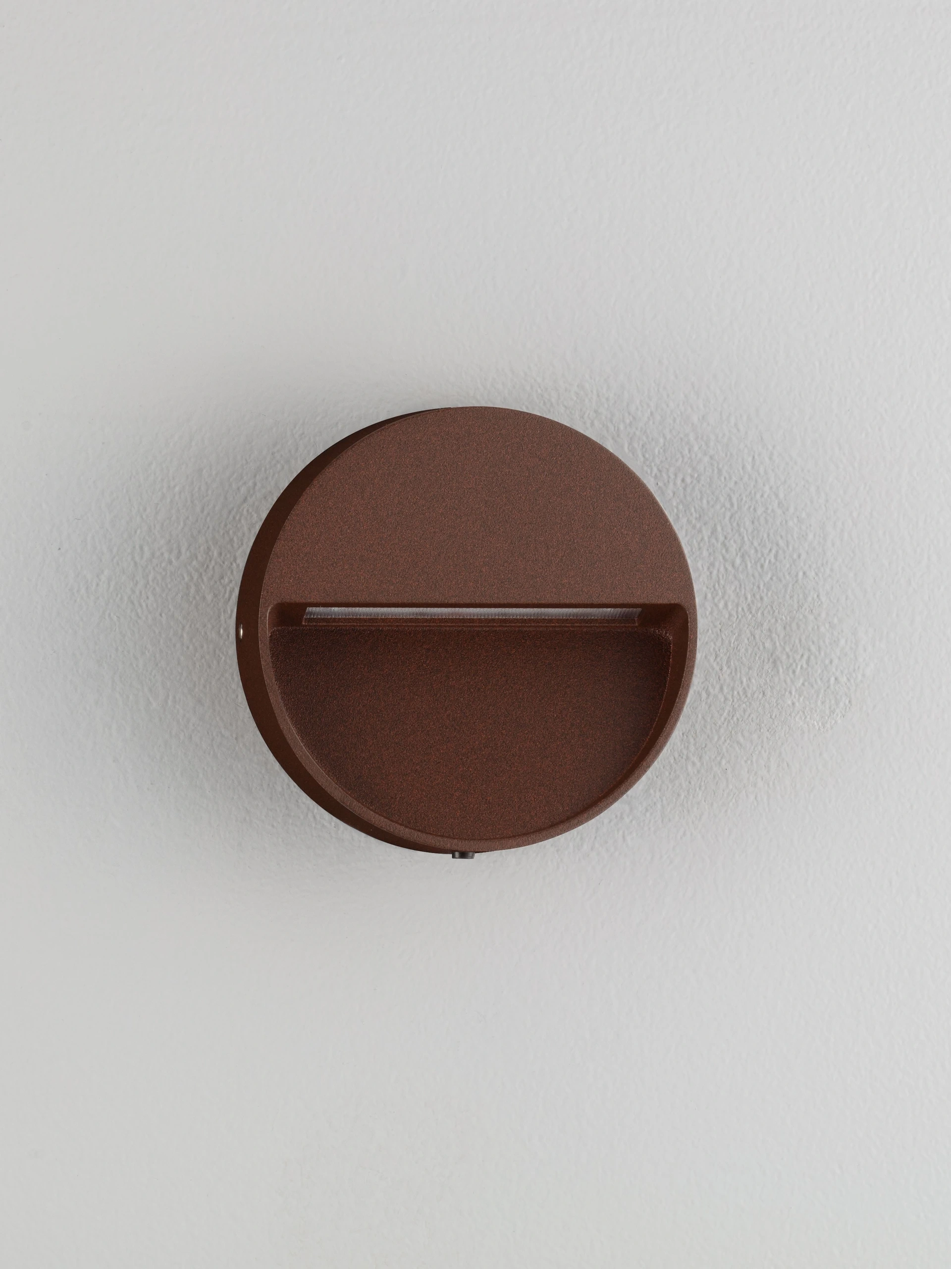 Arden LED buitenwandlamp rond - Roestbruin – Ø10 cm – Instelbare lichtkleur SW10554